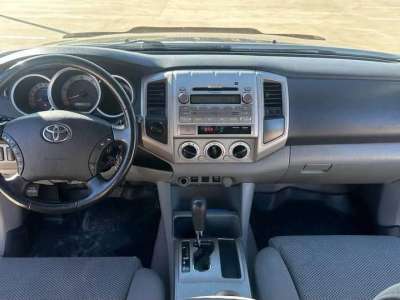 Toyota Tacoma - Image 9