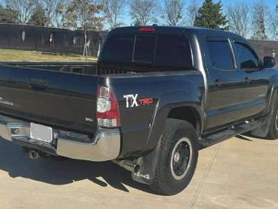 Toyota Tacoma - Image 3