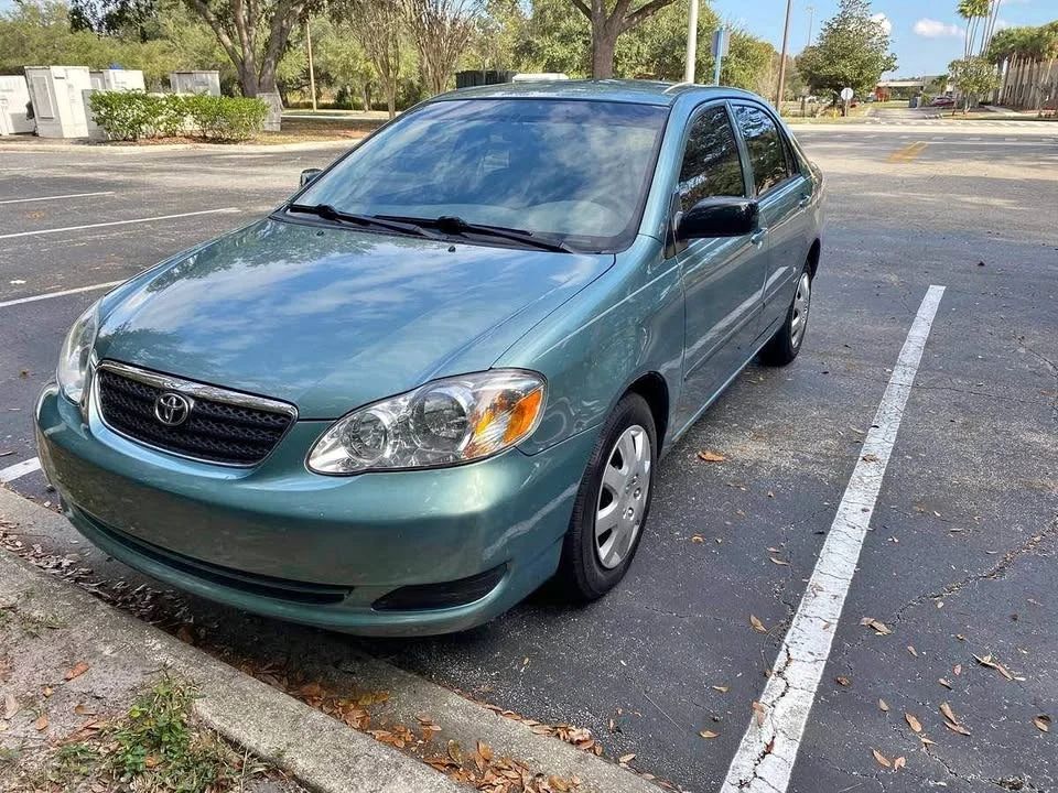 Toyota Corolla - Image 1