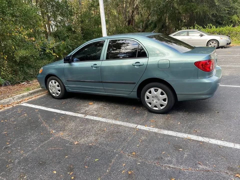 Toyota Corolla - Image 4