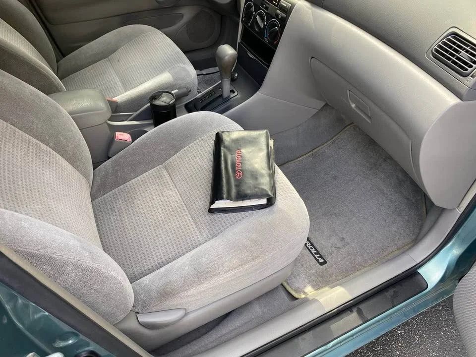 Toyota Corolla - Image 7