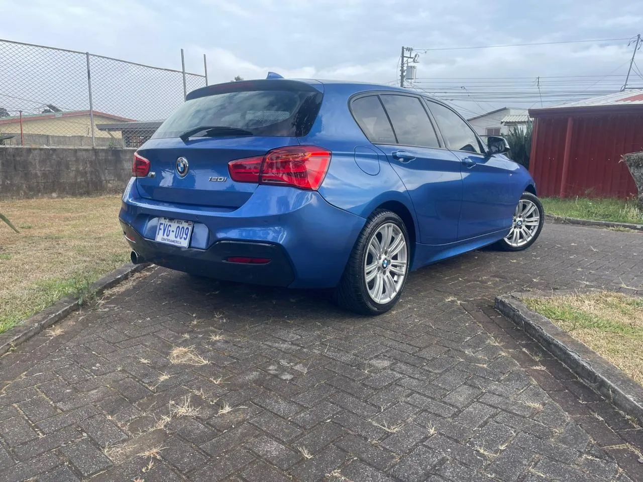 BMW 120i - Image 5