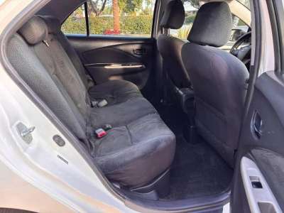 Toyota Yaris - Image 8