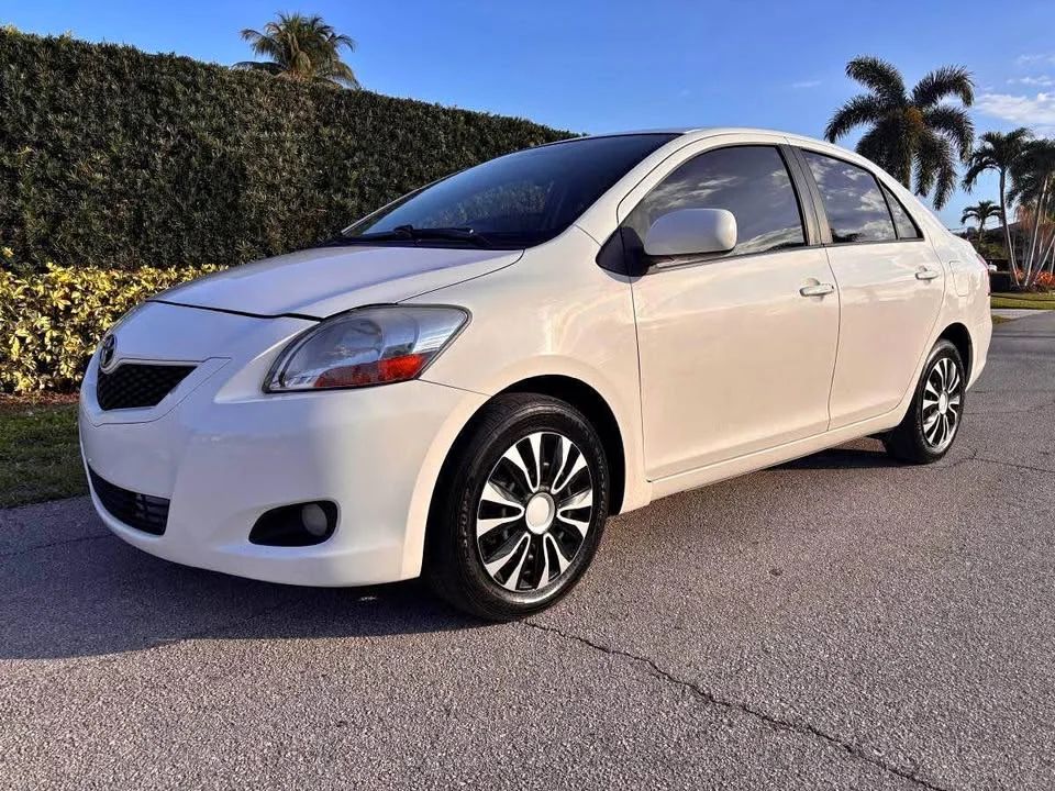 Toyota Yaris - Image 5