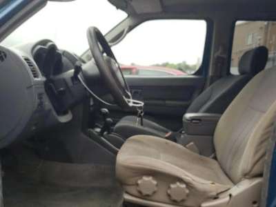 Nissan Frontier - Image 6