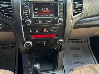 Kia Sorento - Image 2