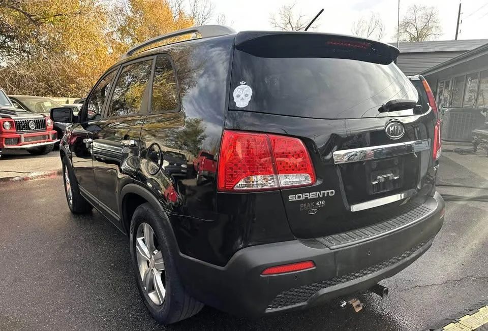 Kia Sorento - Image 9