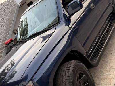 Toyota 4Runner - Image 1