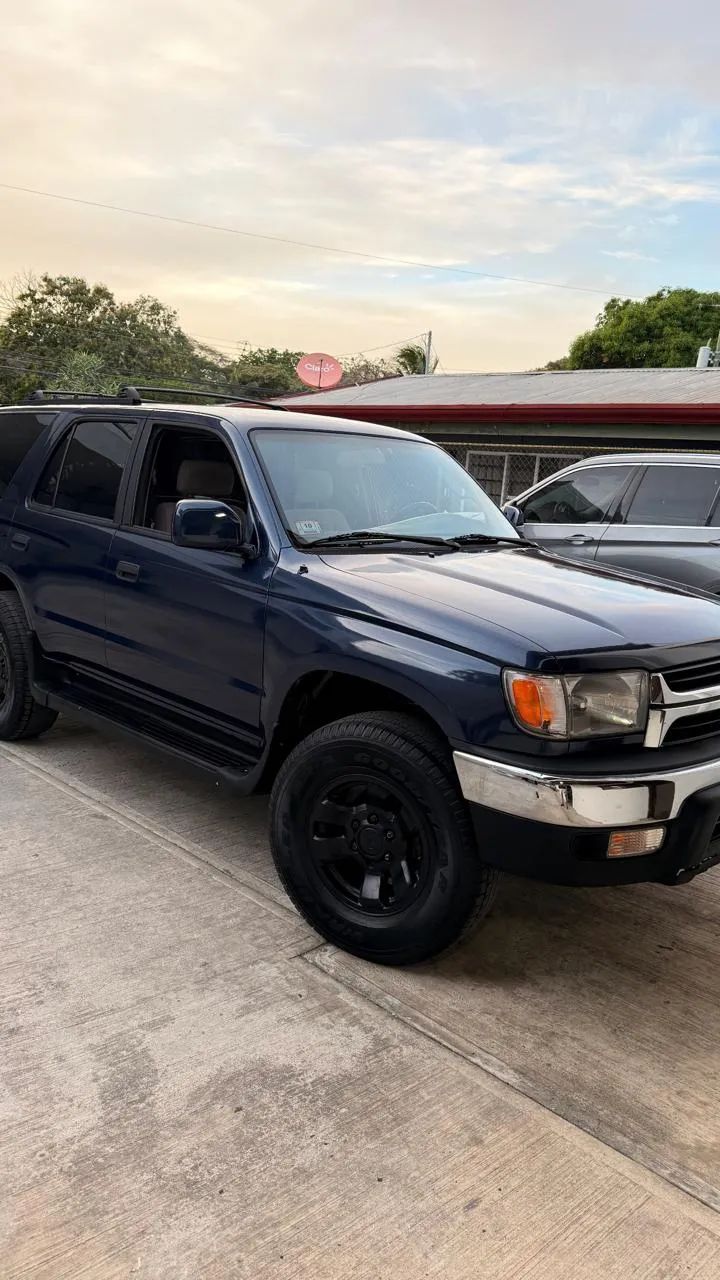 Toyota 4Runner - Image 3