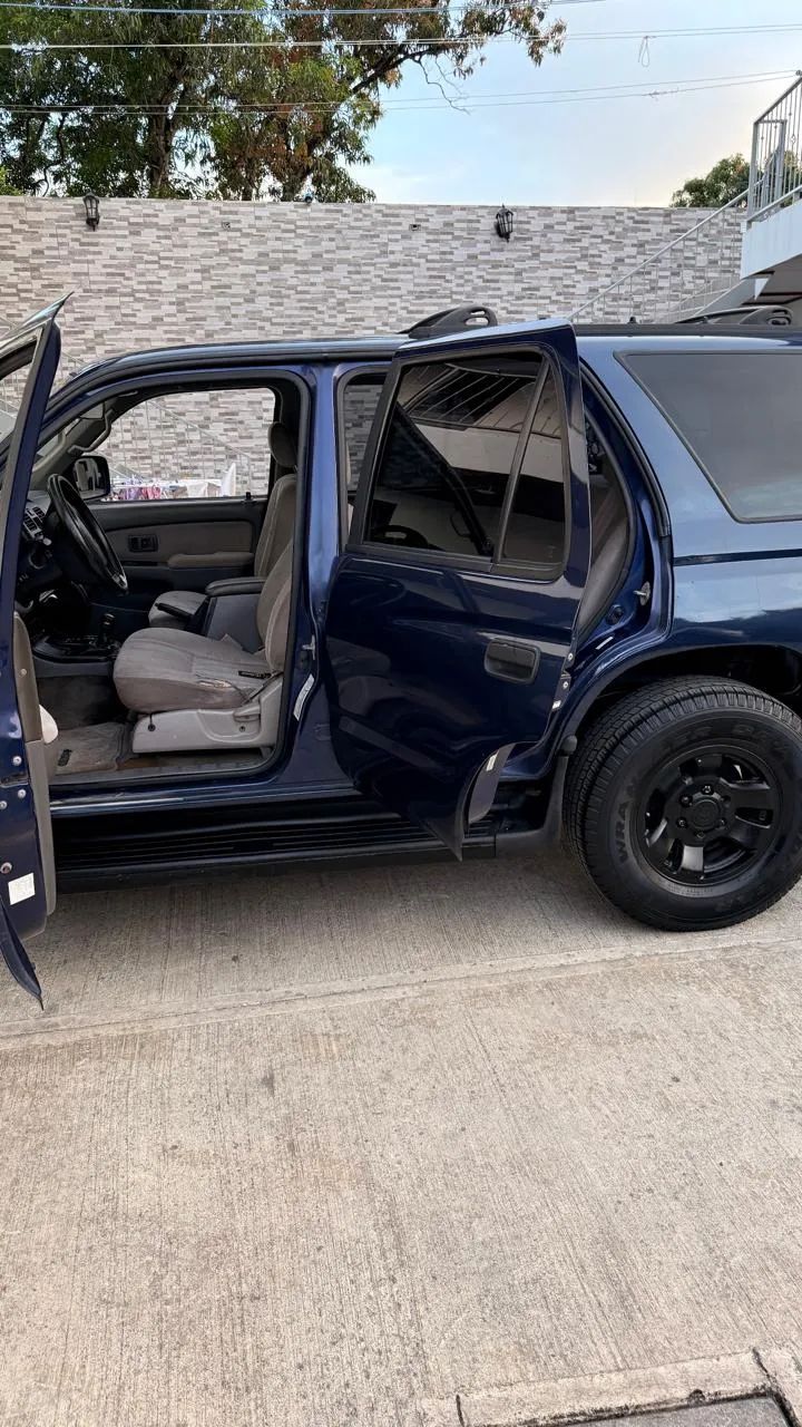 Toyota 4Runner - Image 6