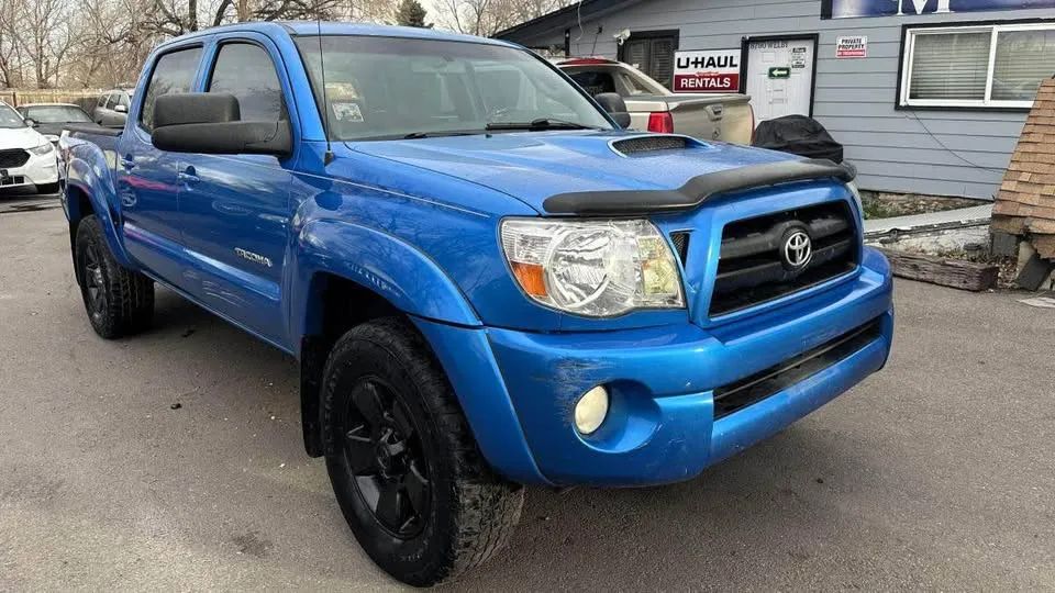 Toyota Tacoma - Image 3