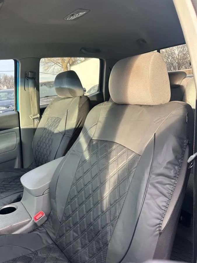 Toyota Tacoma - Image 7