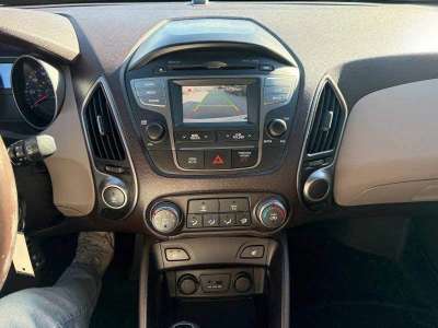 Hyundai Tucson - Image 2