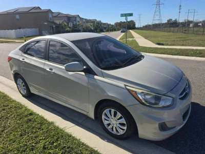 Hyundai Accent Blue - Image 10