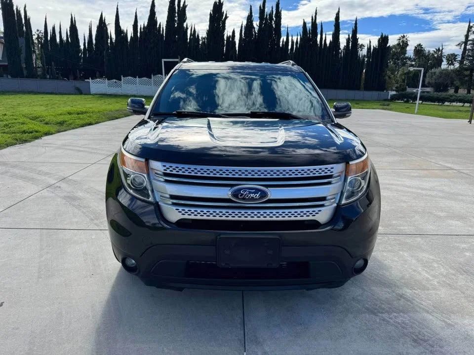 Ford Explorer - Image 5