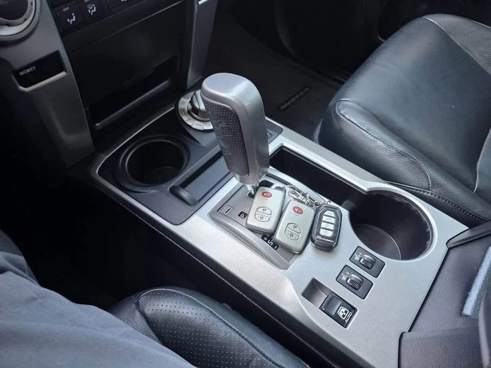 Toyota 4Runner - Image 9