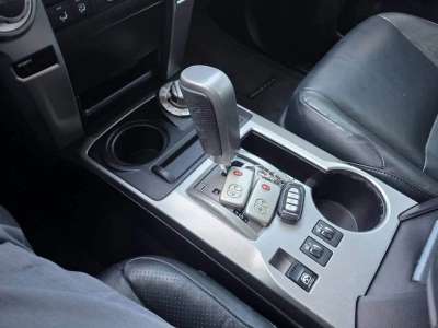 Toyota 4Runner - Image 9