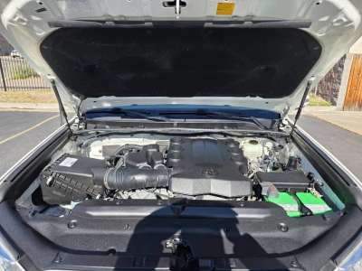 Toyota 4Runner - Image 10