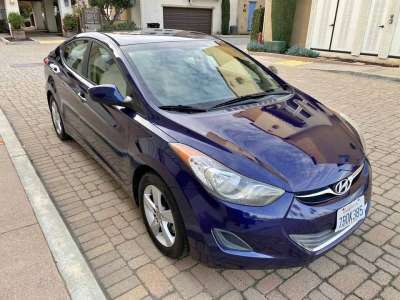 Hyundai Elantra - Image 4