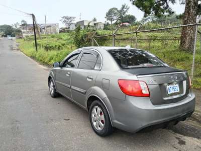 Kia Rio - Image 4