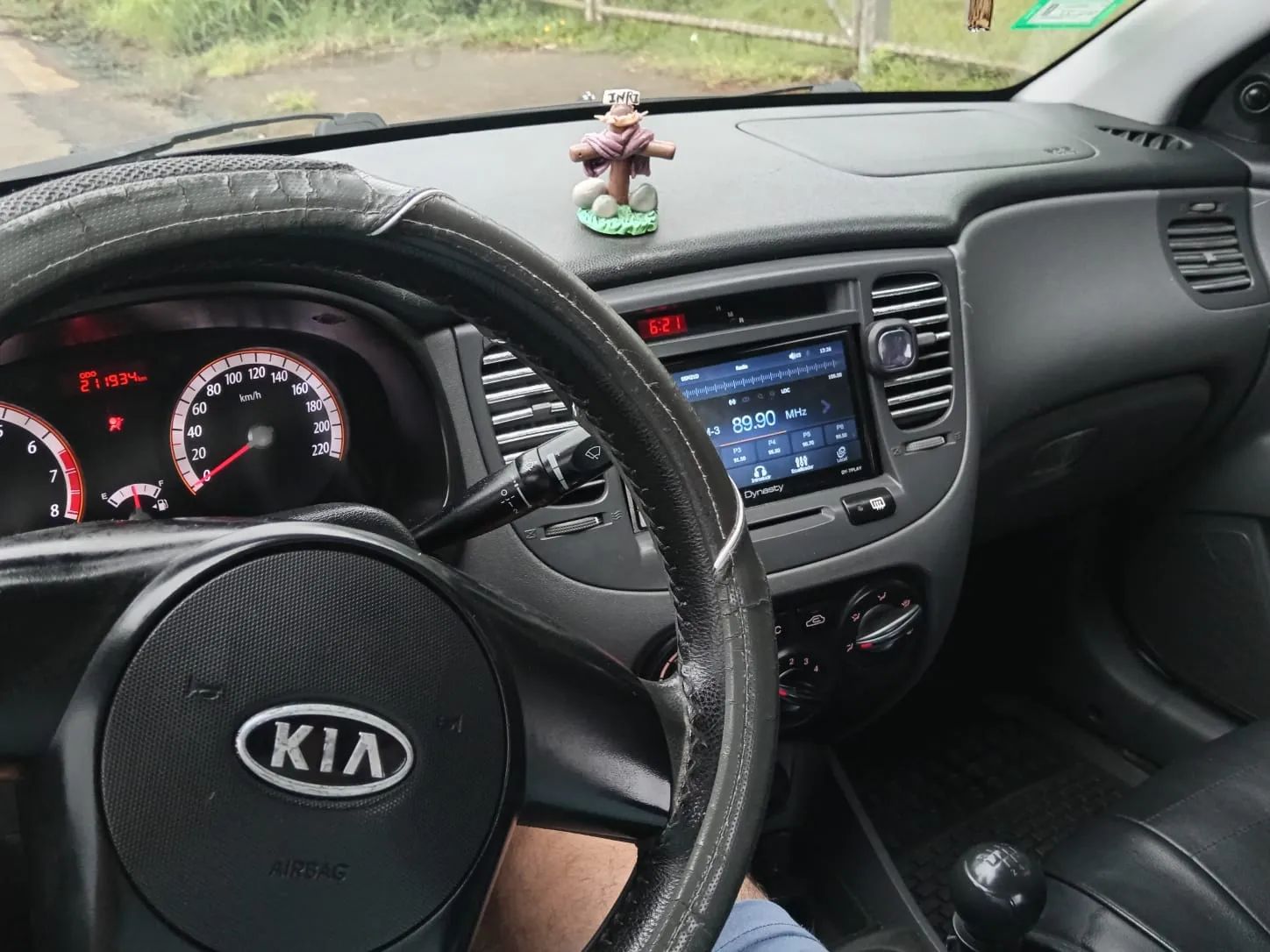 Kia Rio - Image 8