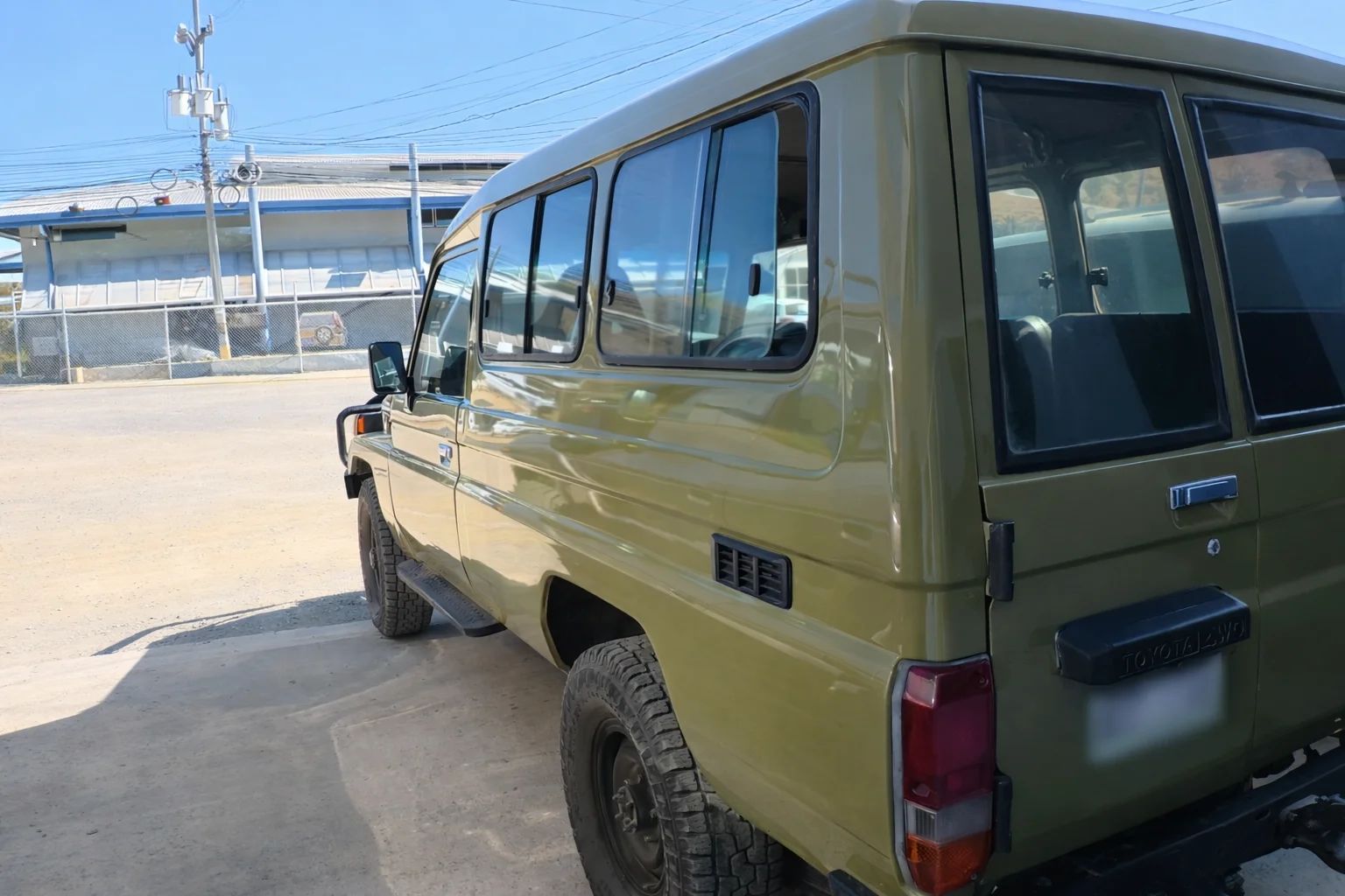 Toyota Land Cruiser - Image 4