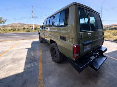 Toyota Land Cruiser - Image 7