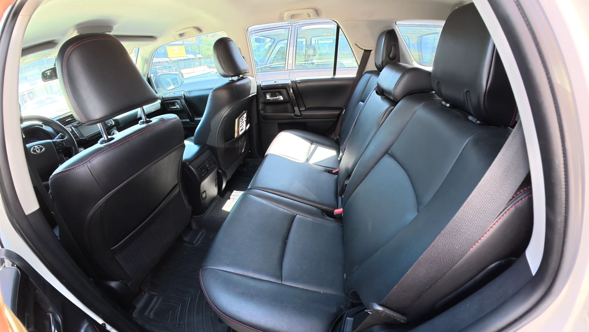 Toyota 4Runner - Image 12