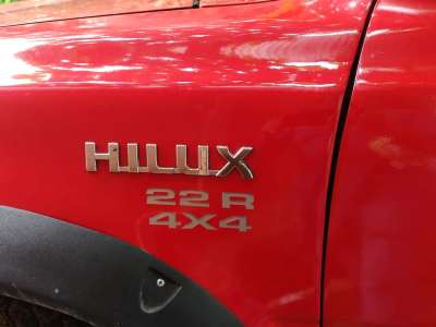 Toyota Hilux - Image 6