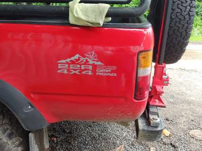 Toyota Hilux - Image 9