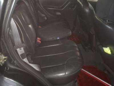 Jeep Cherokee Laredo - Image 3