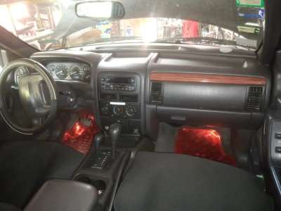 Jeep Cherokee Laredo - Image 4