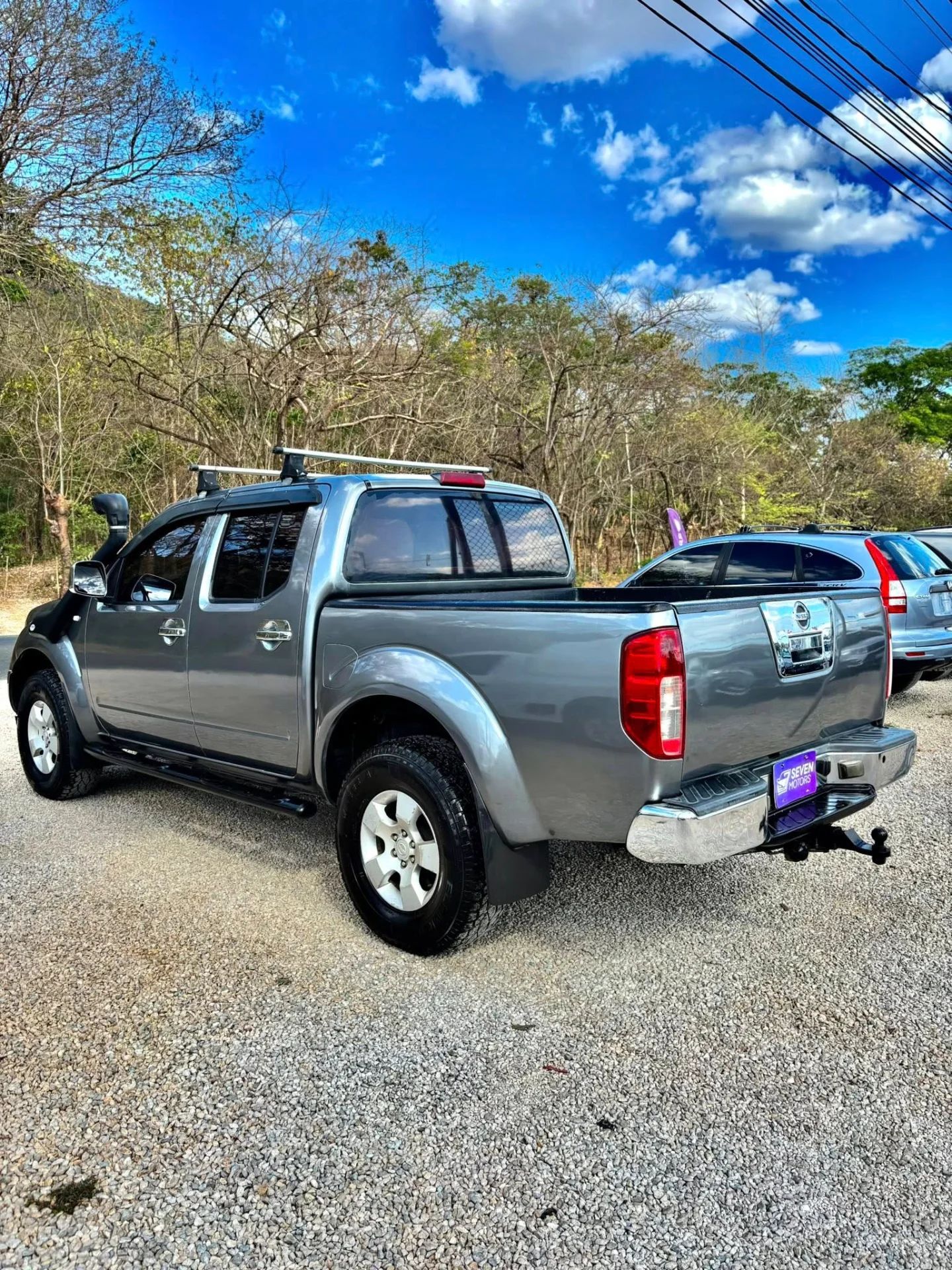 Nissan Navara - Image 5