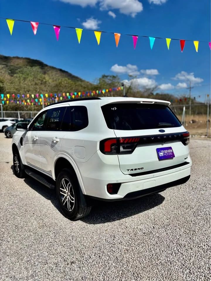 Ford Everest - Image 5