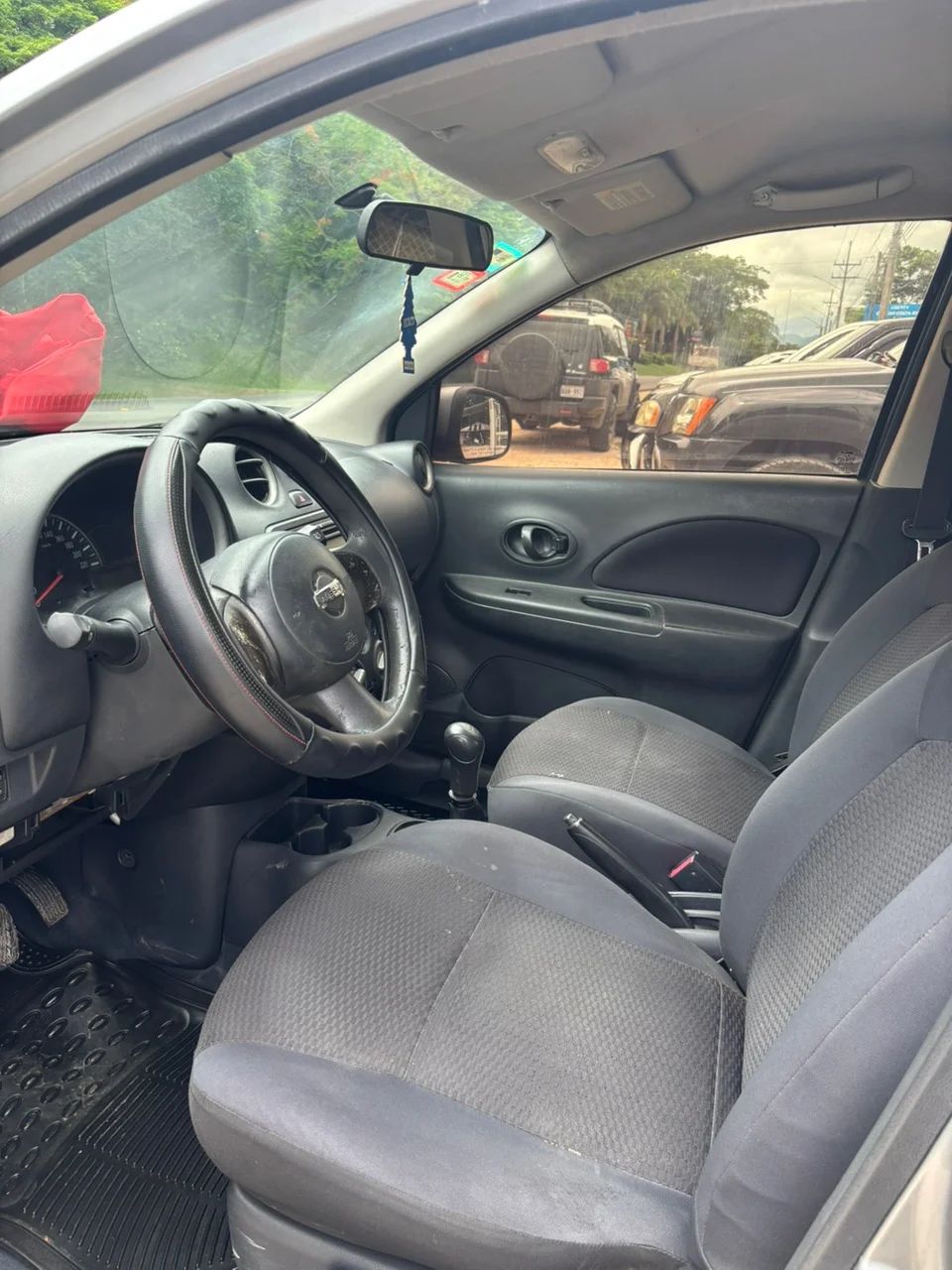 Nissan March - Image 5