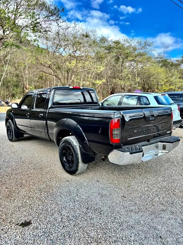 Nissan Frontier - Image 5
