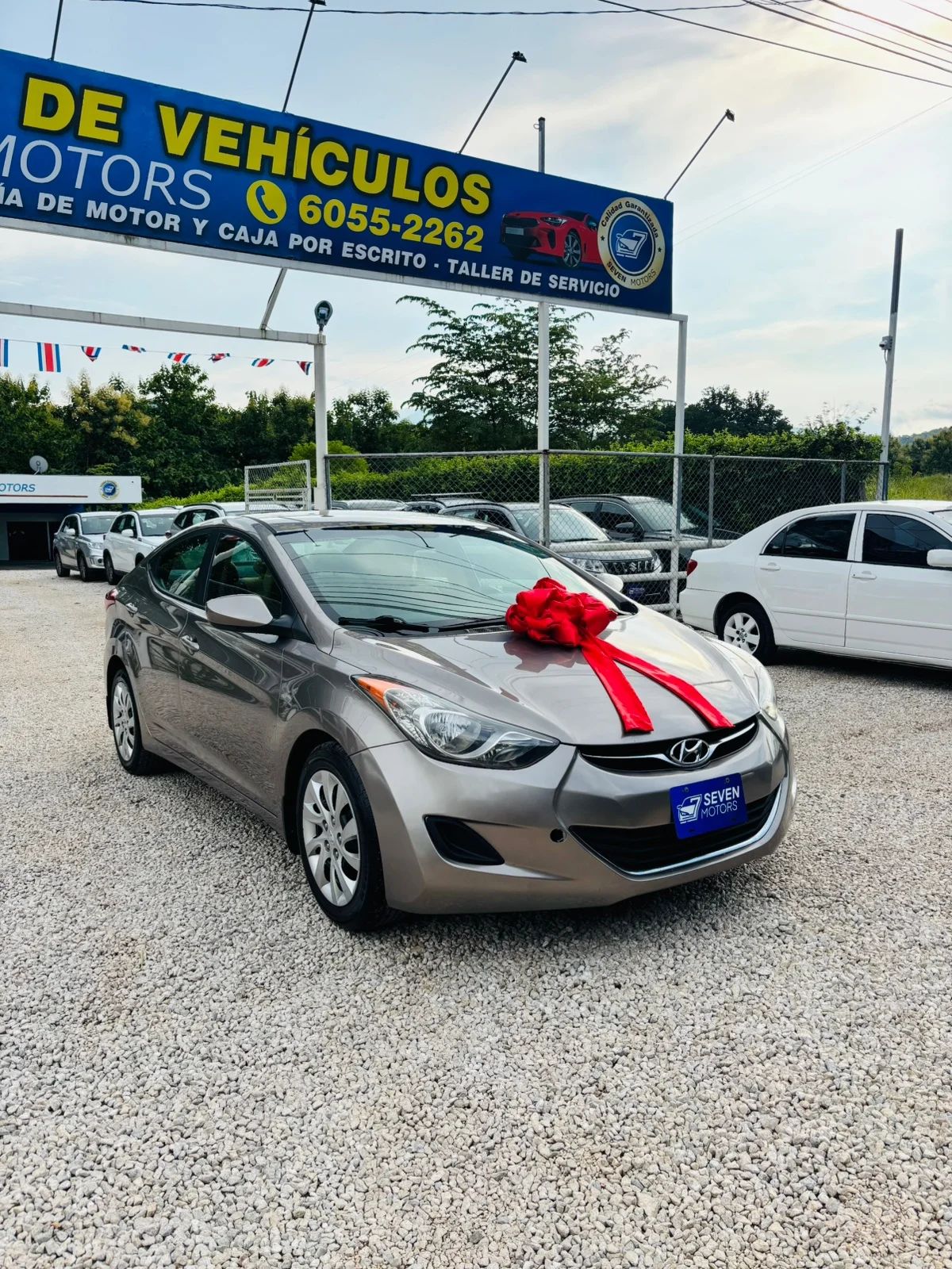 Hyundai Elantra - Image 2