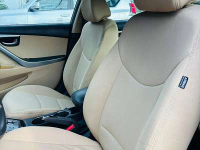 Hyundai Elantra - Image 7