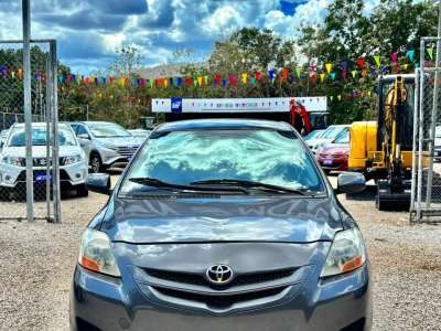 Toyota Yaris - Image 1