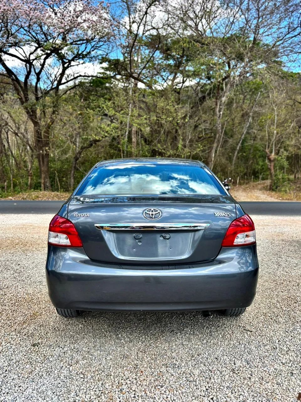 Toyota Yaris - Image 4