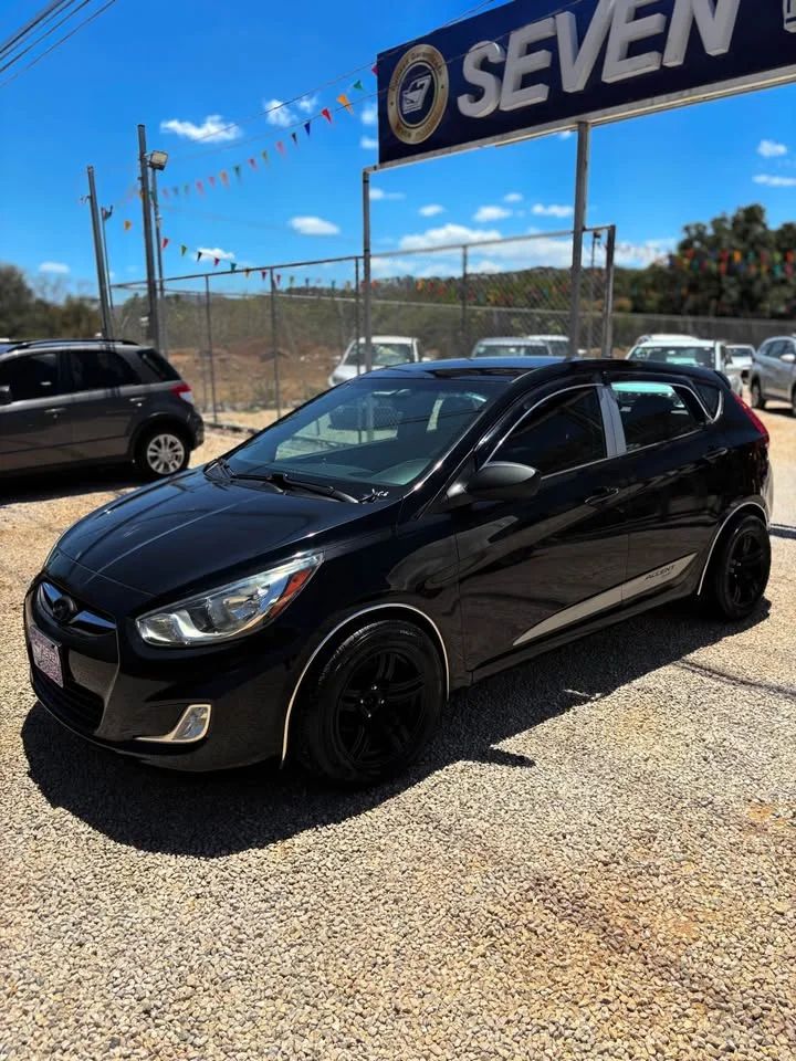 Hyundai Accent - Image 3