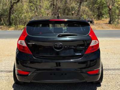 Hyundai Accent - Image 4