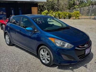 Hyundai Elantra - Image 2