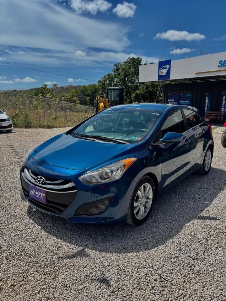 Hyundai Elantra - Image 3