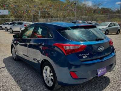 Hyundai Elantra - Image 5