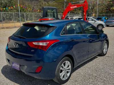 Hyundai Elantra - Image 6