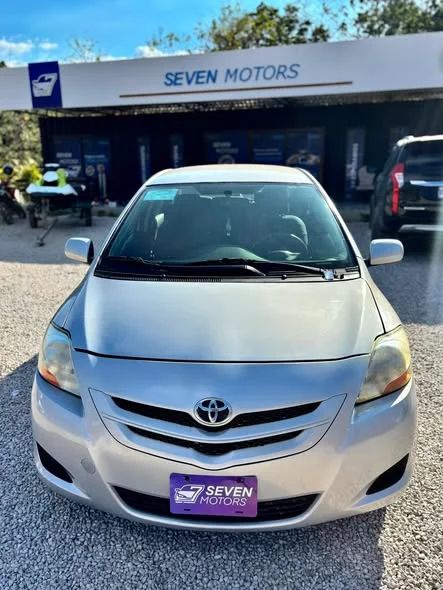 Toyota Yaris - Image 1