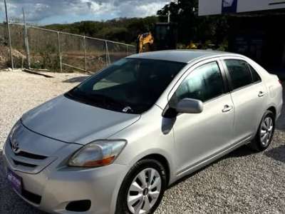 Toyota Yaris - Image 3