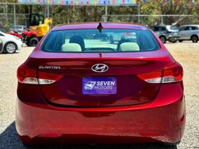 Hyundai Accent - Image 4