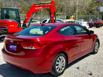 Hyundai Accent - Image 6